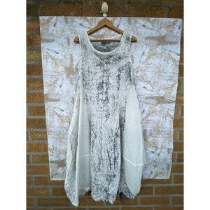 “Eleven Stitch Design Travel Bubble Dress Medium, White/Gray Tie‑Dye Balloon